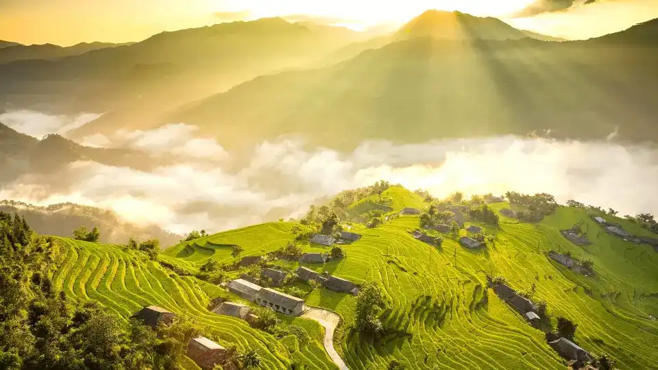 Trekking logistics in Ha Giang: arrival, permits and kit in order